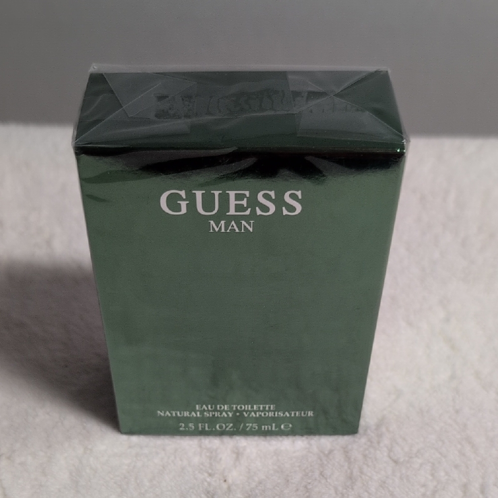 GUESS Man Eau de Toilette Natural Spray Vaporisateur 2.5 FL. OZ./ 75ml